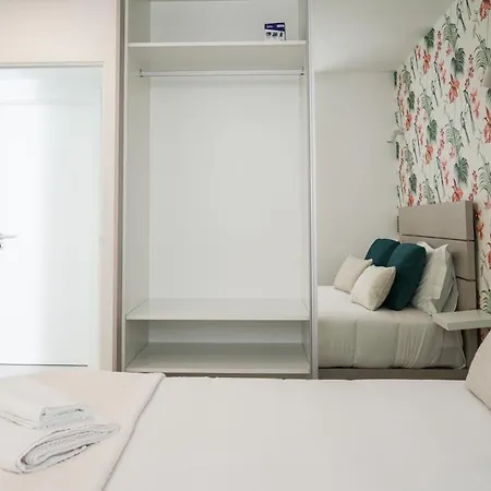 Apartment One Bedroom, 2 Mins From The