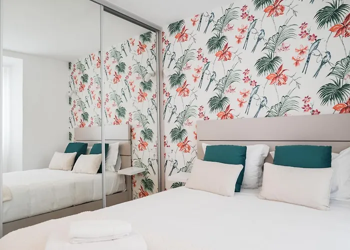 Apartament One Bedroom, 2 Mins From The *