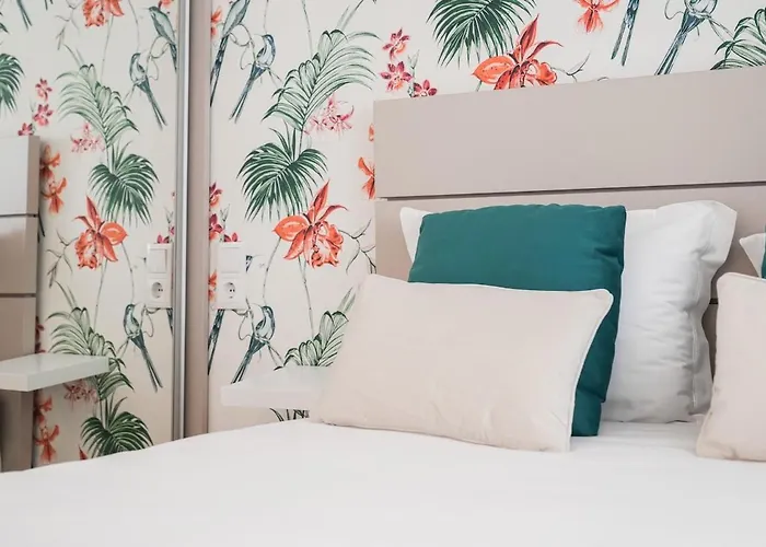 One Bedroom, 2 Mins From The Apartament Nazaré