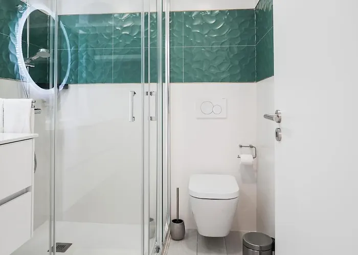 Apartament One Bedroom, 2 Mins From The